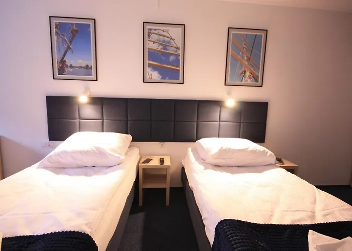 Studencki Dom Marynarza Pasat *